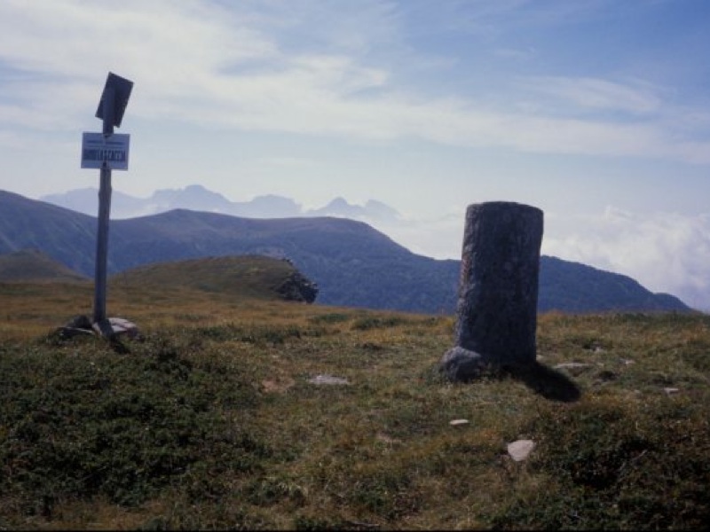 Boundary stone between Garfagnana, Lunigiana, and Valle Secchia